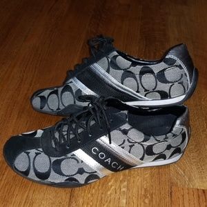 Coach Signature Jayme Sneaker 6